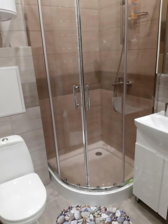 1 Stop From Railway Station Apartment Kiev Ngoại thất bức ảnh
